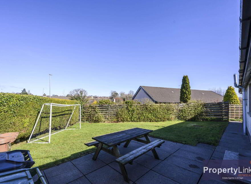 20 Cavanacaw Park, Armagh, BT60 2EA
