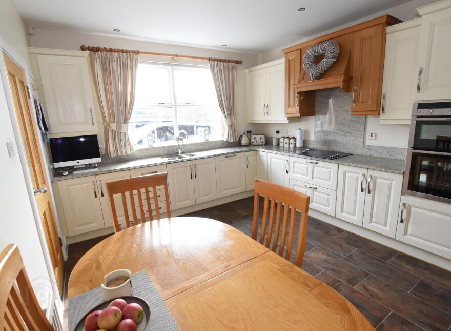 1 The Meadows, Strangford Road, Downpatrick, BT30 6LN