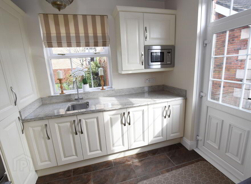 1 The Meadows, Strangford Road, Downpatrick, BT30 6LN