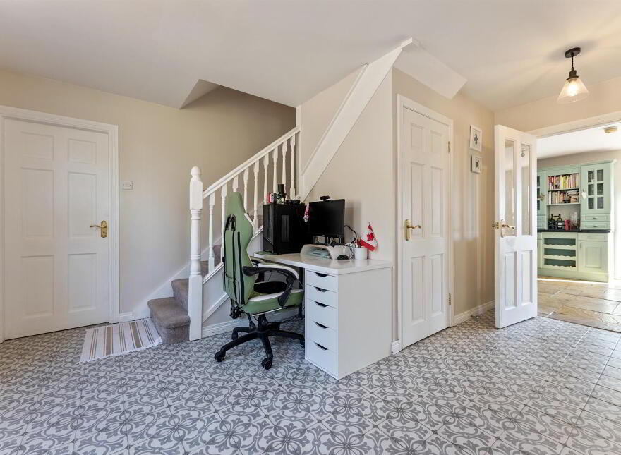 39 Cherryhill Road, Ballynahinch, BT24 8NW