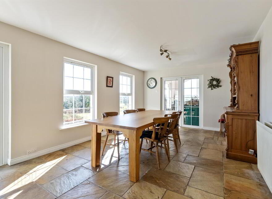 39 Cherryhill Road, Ballynahinch, BT24 8NW