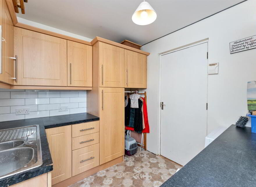 39 Cherryhill Road, Ballynahinch, BT24 8NW
