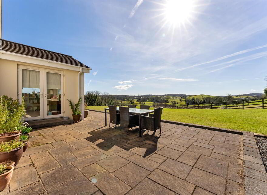 39 Cherryhill Road, Ballynahinch, BT24 8NW
