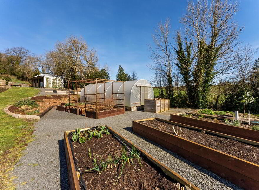 39 Cherryhill Road, Ballynahinch, BT24 8NW