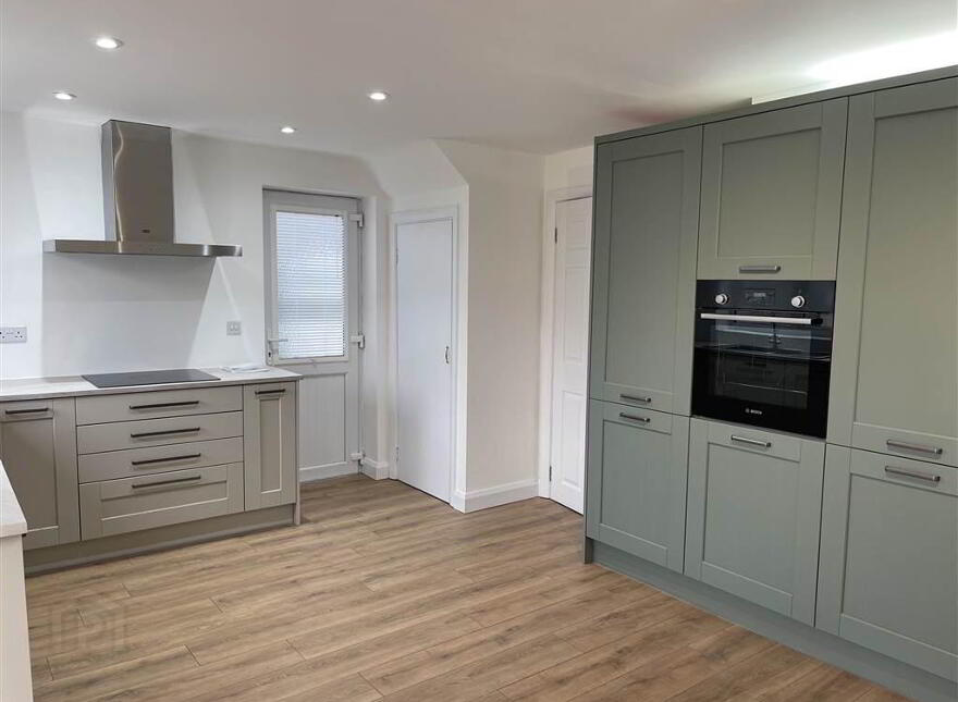 9a Woodland Park, Lisburn, BT28 1LD