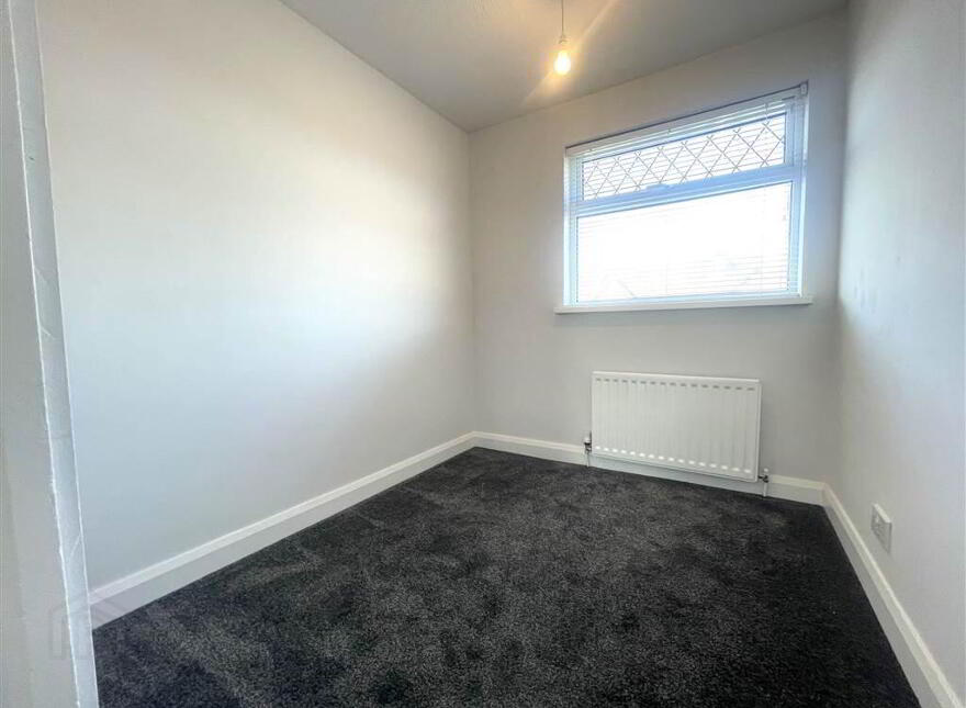 9a Woodland Park, Lisburn, BT28 1LD
