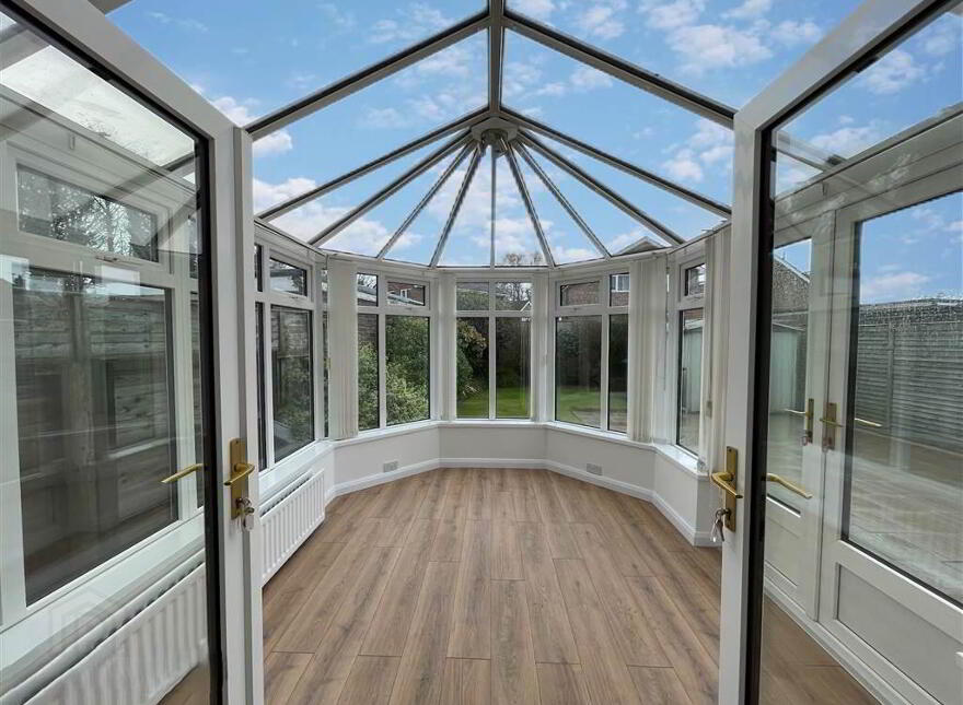 9a Woodland Park, Lisburn, BT28 1LD