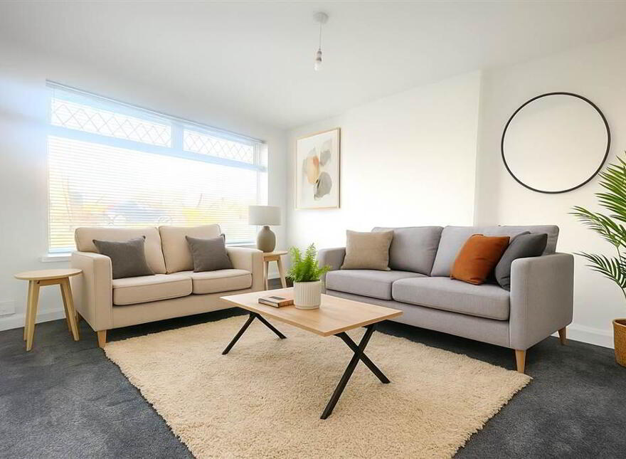 9a Woodland Park, Lisburn, BT28 1LD