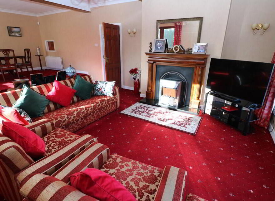 Beaulieu Cross, Drogheda, A92HY44