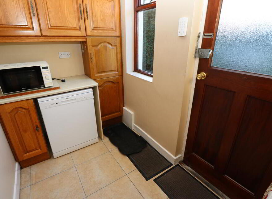 Beaulieu Cross, Drogheda, A92HY44
