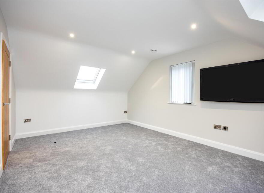 36 Aughnabrack Road, Belfast, BT14 8SP