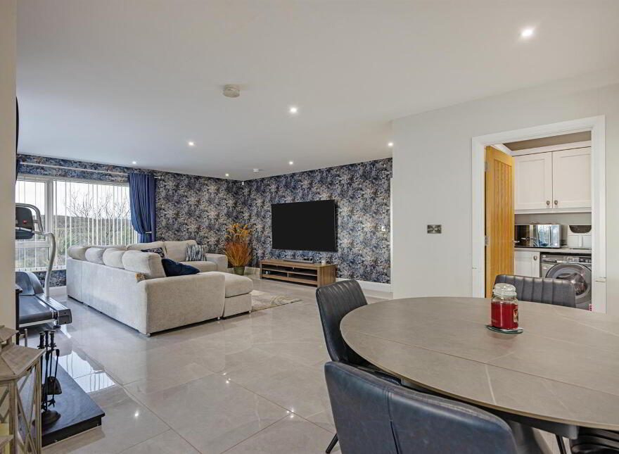 36 Aughnabrack Road, Belfast, BT14 8SP