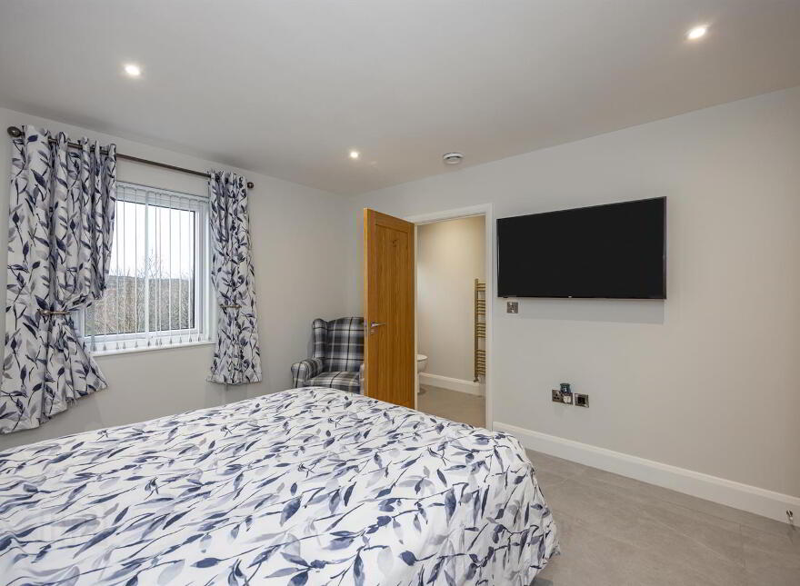 36 Aughnabrack Road, Belfast, BT14 8SP