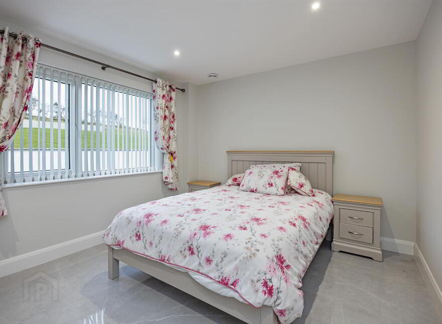 36 Aughnabrack Road, Belfast, BT14 8SP