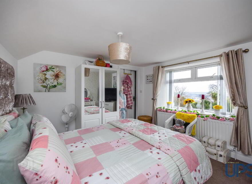 14 Ballycolin Road, Belfast, BT17 0NN