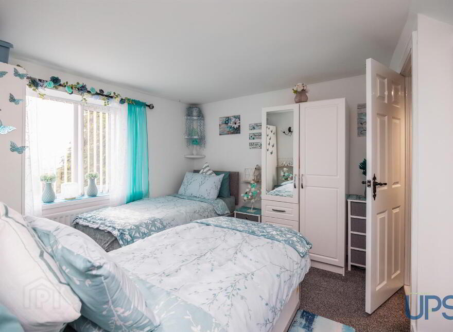 14 Ballycolin Road, Belfast, BT17 0NN
