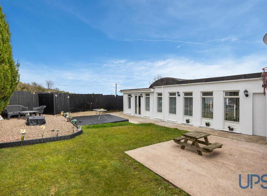 14 Ballycolin Road, Belfast, BT17 0NN