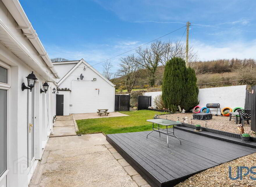 14 Ballycolin Road, Belfast, BT17 0NN