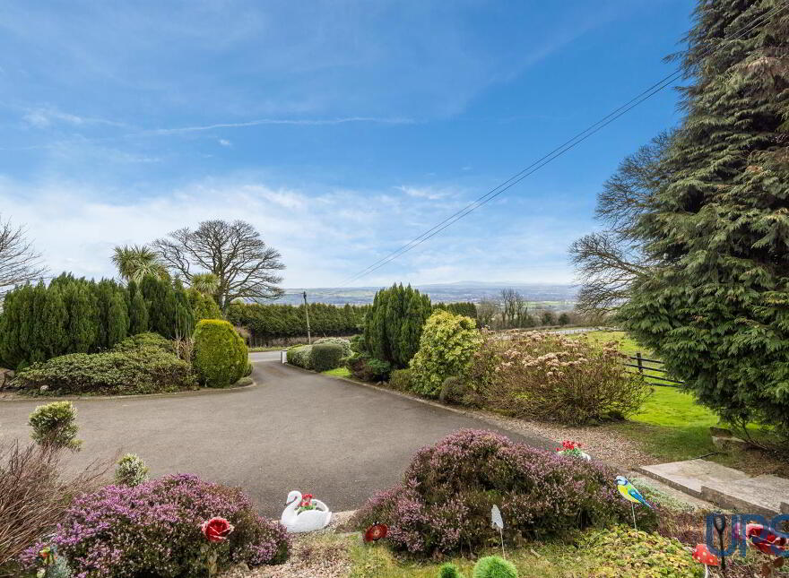 14 Ballycolin Road, Belfast, BT17 0NN