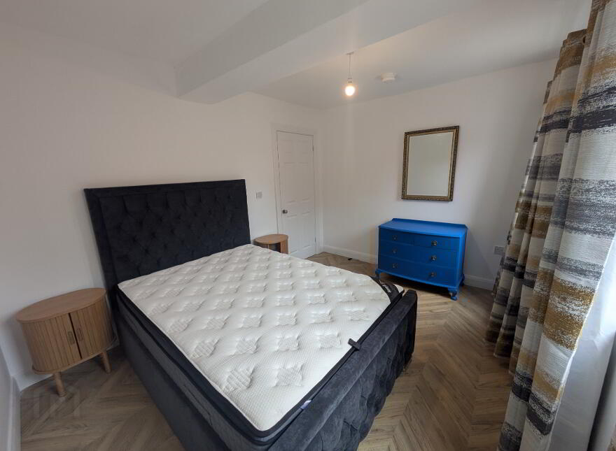 7 Ponsonby Avenue, Belfast, BT15 2LS