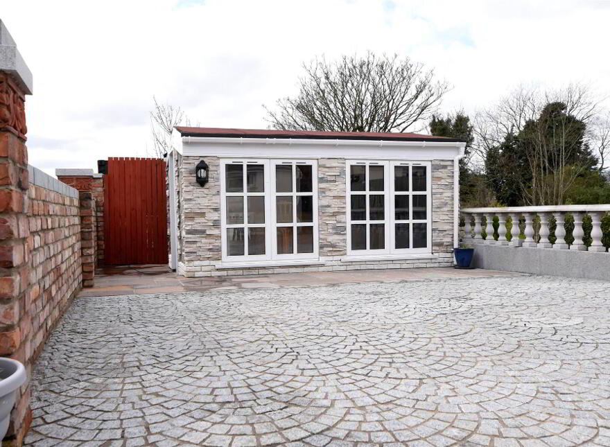 'DIAMOND TERRACE', 8b Victoria Avenue, Newtownards, BT23 7EB