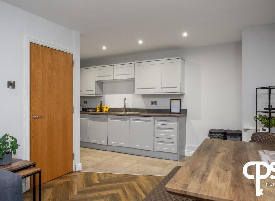 48 Bass Building, Belfast, BT2 8EP