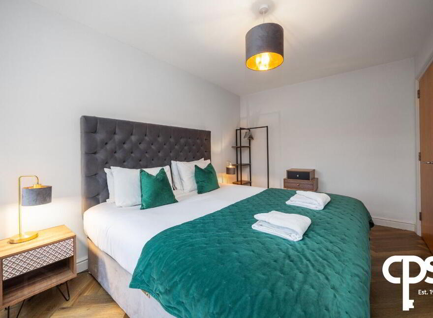 48 Bass Building, Belfast, BT2 8EP