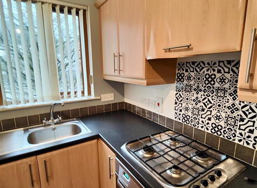 12f Heath Lodge Square, Belfast, BT13 3WH