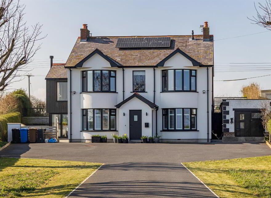 229 Millisle Road, Donaghadee, BT21 0LN photo