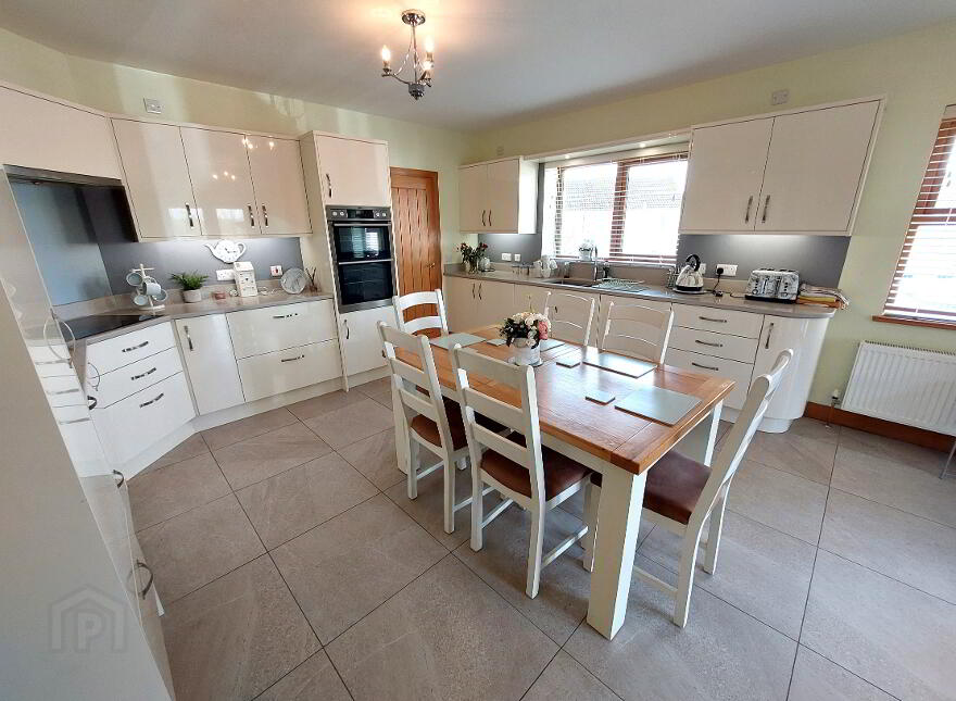 8 Orchard Road, Strabane, BT82 9QR