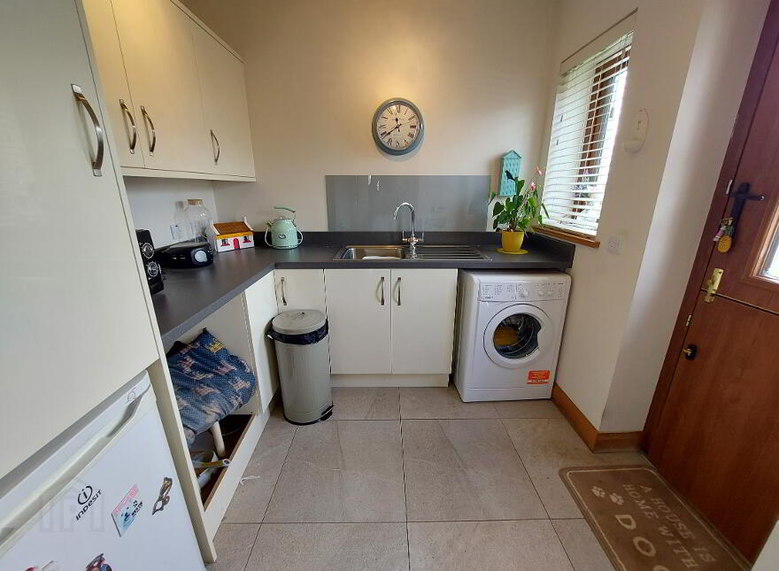8 Orchard Road, Strabane, BT82 9QR