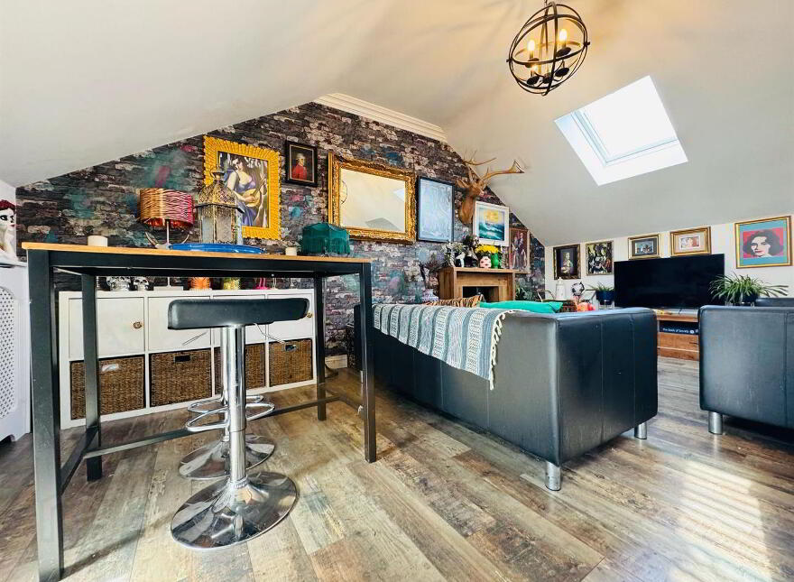 Apartment 5 Hillview Mews 17a Hillview Park, Newtownabbey, BT36 5HW