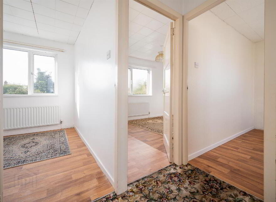 27 Thornhill Parade, Belfast, BT5 7AT
