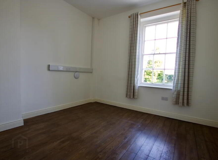 Court Devenish House, Court Devenish, Athlone, N37NF77