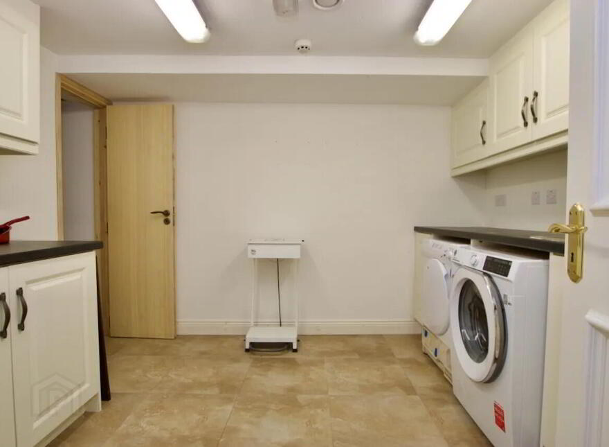 Court Devenish House, Court Devenish, Athlone, N37NF77