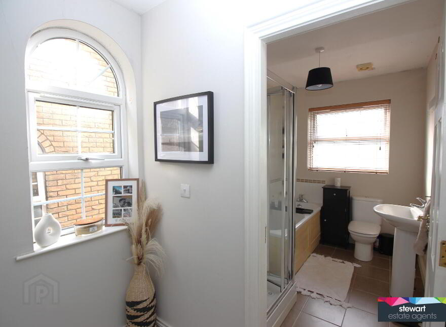 53 Glebe Gardens, Moira, BT67 0TU