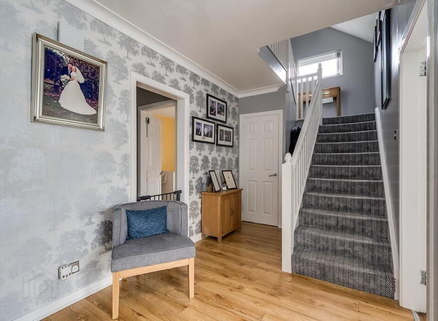 3 Brerton Crescent, Belfast, BT8 6QD
