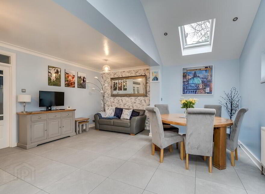 3 Brerton Crescent, Belfast, BT8 6QD