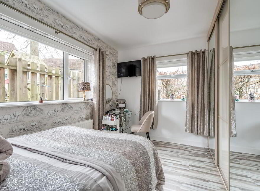 3 Brerton Crescent, Belfast, BT8 6QD