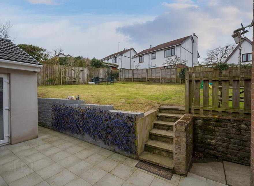 3 Brerton Crescent, Belfast, BT8 6QD