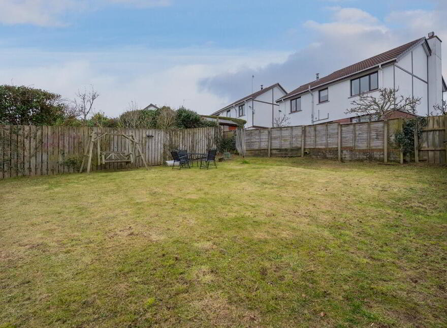 3 Brerton Crescent, Belfast, BT8 6QD