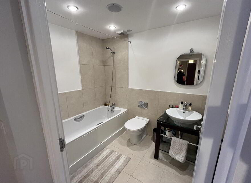 Apt 17 River House, 21 The Boulevard, Belfast, BT7 3LN
