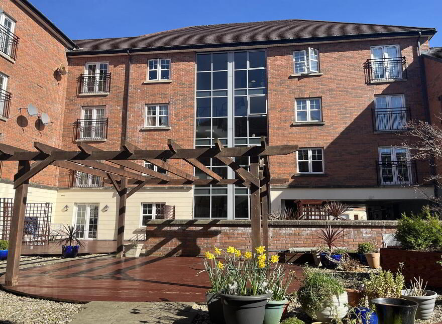 Apt 17 River House, 21 The Boulevard, Belfast, BT7 3LN