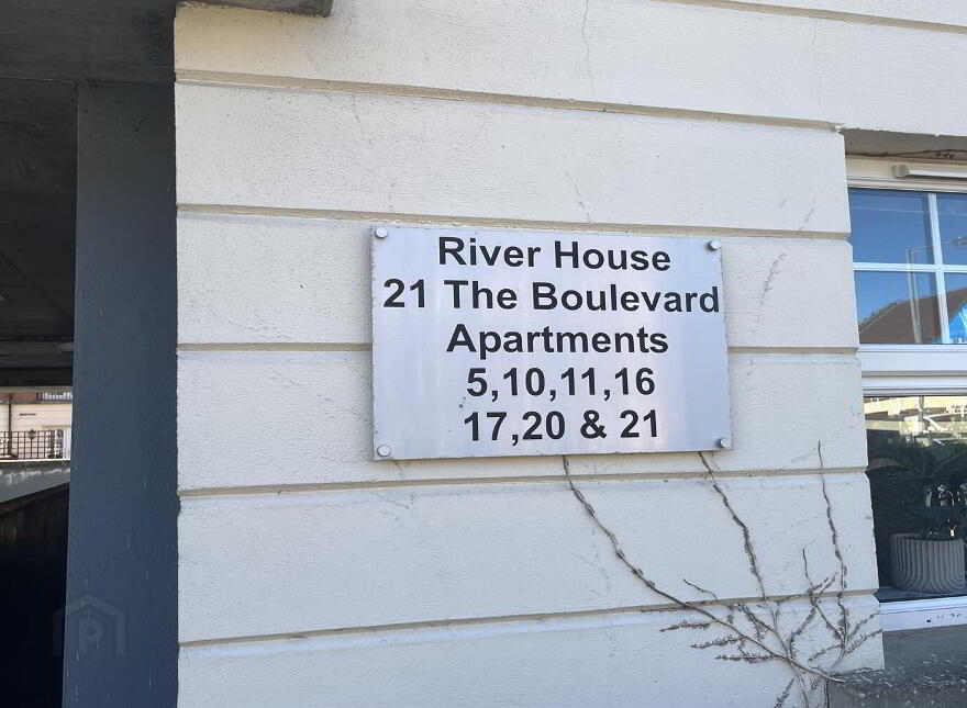 Apt 17 River House, 21 The Boulevard, Belfast, BT7 3LN