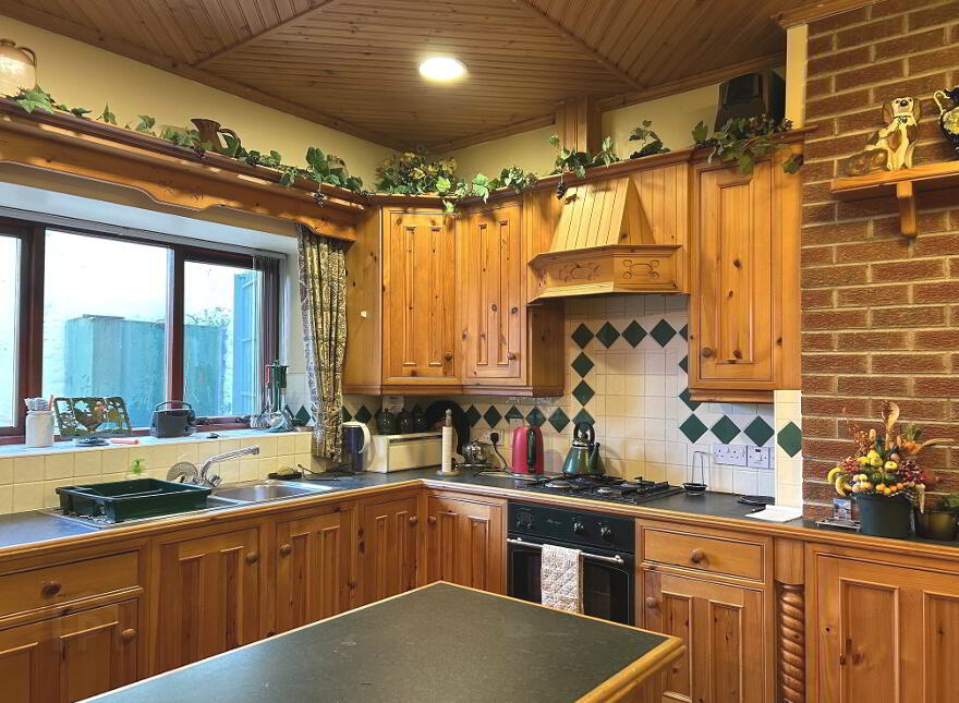 48 Main Street, Pomeroy, BT70 2QH
