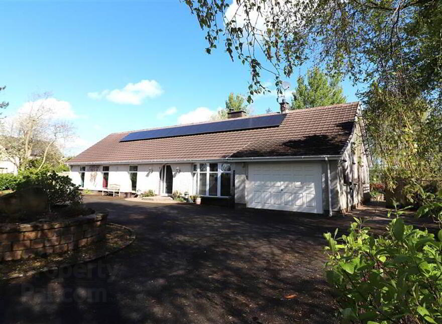 8 Drumcill Road, Lisburn, BT28 2TG photo