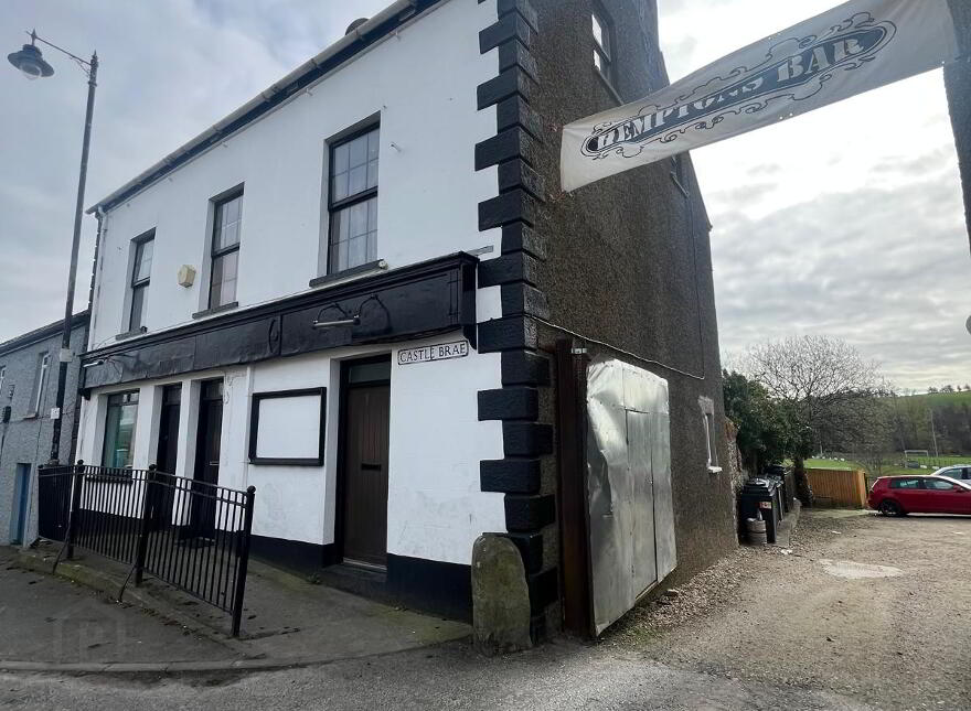 Castle Brae, Newtownstewart, Omagh, BT78 4AS