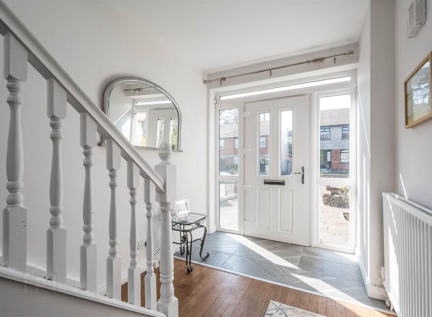 16 Hillside Park, Stranmillis, Belfast, BT9 5EL