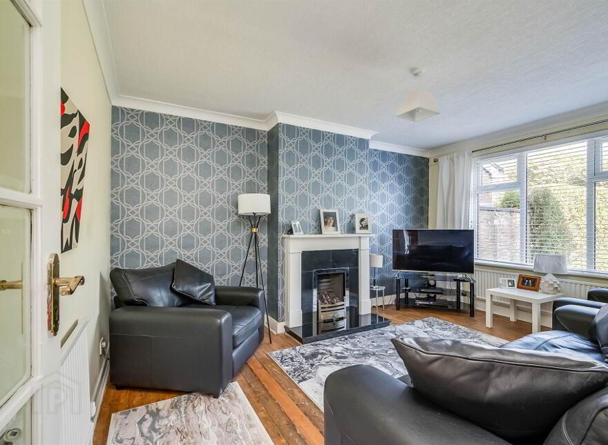 16 Hillside Park, Stranmillis, Belfast, BT9 5EL