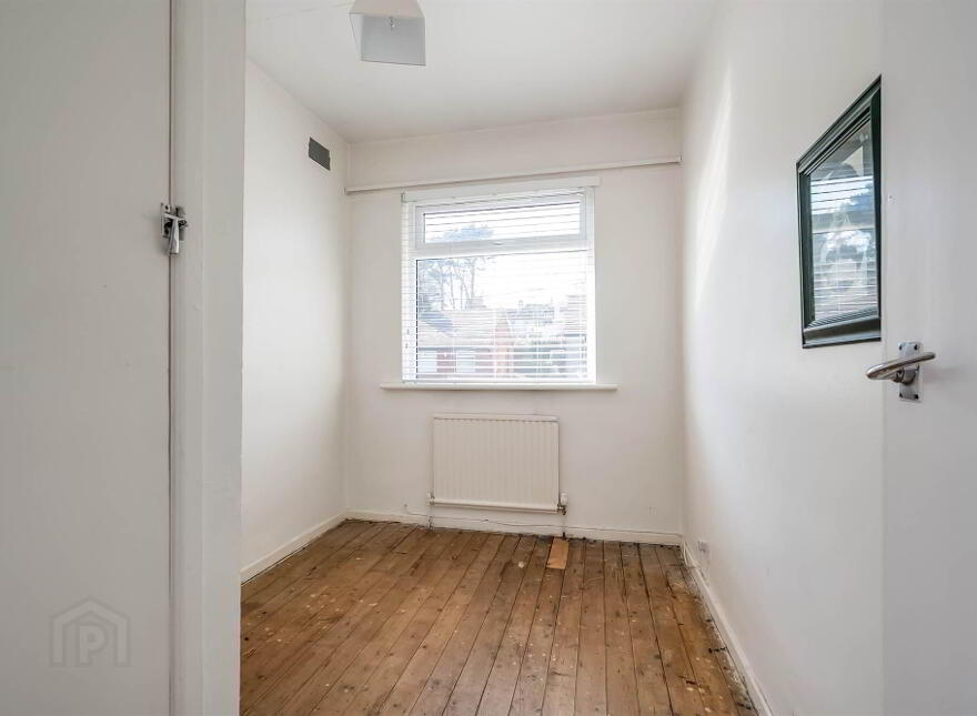 16 Hillside Park, Stranmillis, Belfast, BT9 5EL